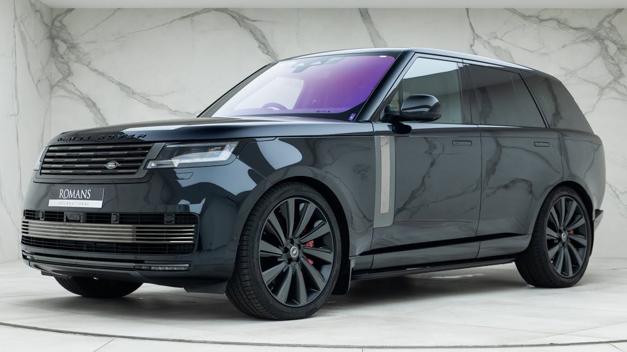 2022 Range Rover P530 SV - SV Bespoke Ligurian Black Gloss - Walkaround & Interior & Revs [4K]