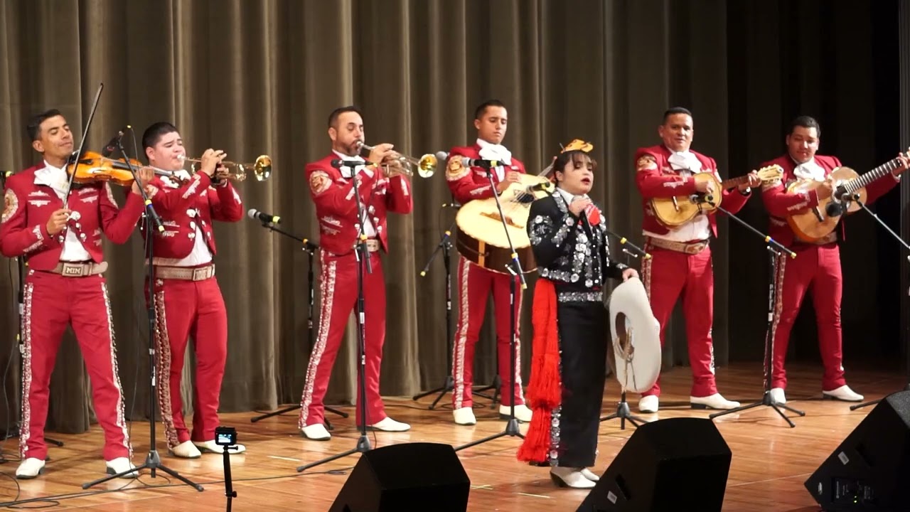 Una interpretación llena de orgullo michoacano 🎶🔥#CaminosDeMichoacan #Rancheras #RegionalMexicano
