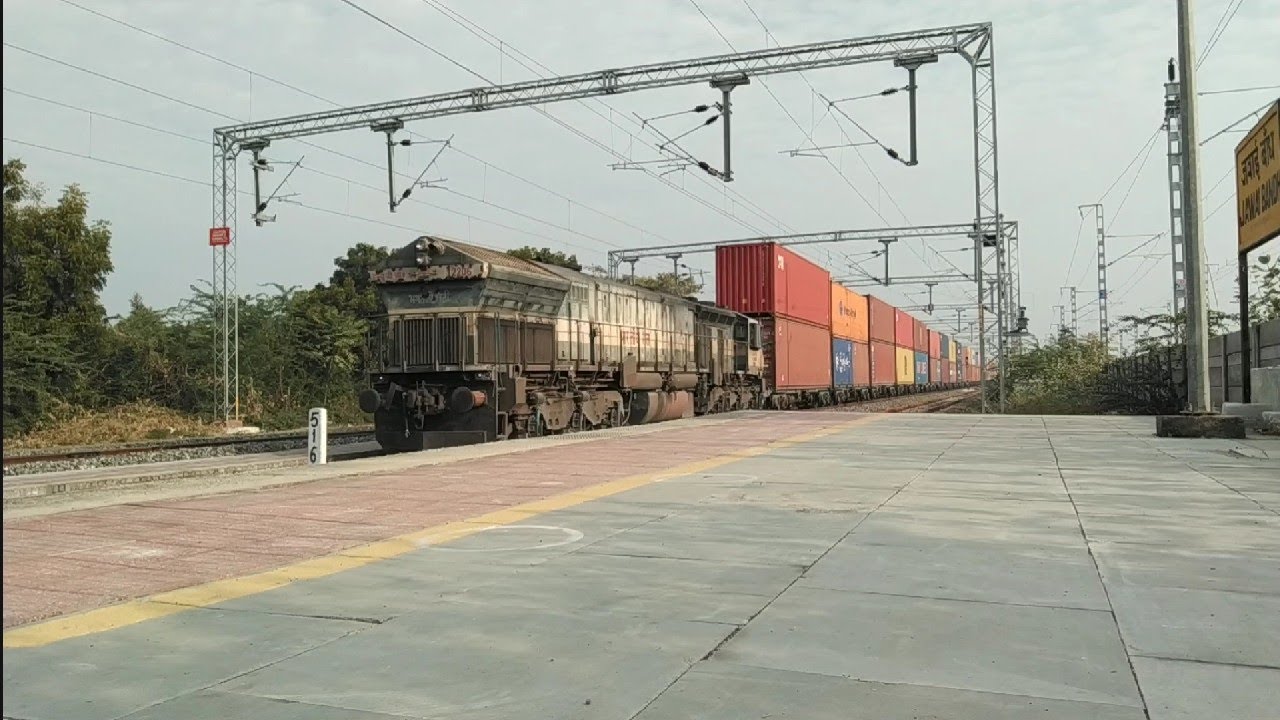 BGKT Beast under Catenary