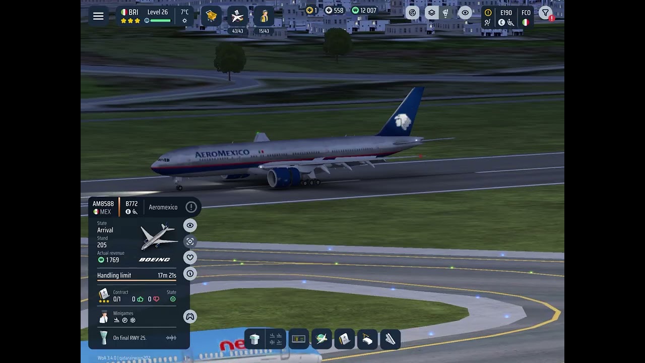 Playing World of Airports (Bari) #3