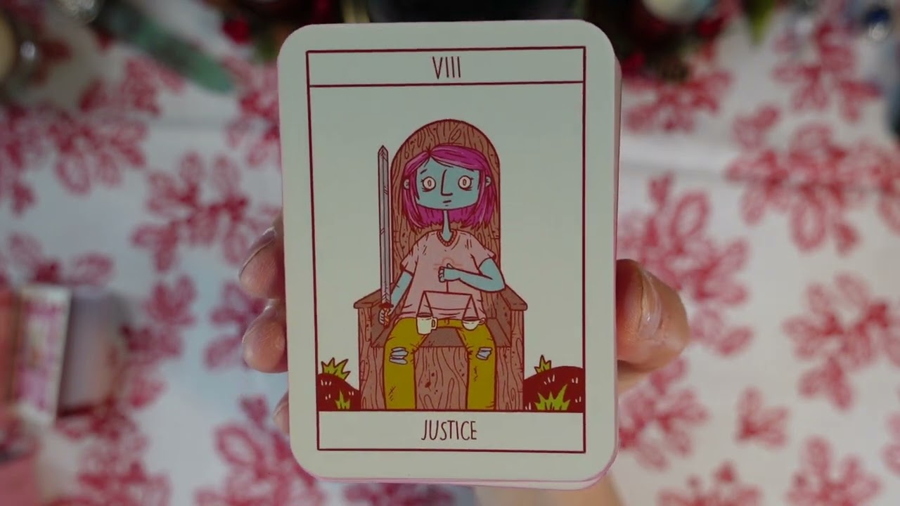 SQUID CAKE MARSEILLE TAROT -Review- A MODERN & COLORFUL TWIST ON THE TRADITIONAL TAROT DE MARSEILLE!