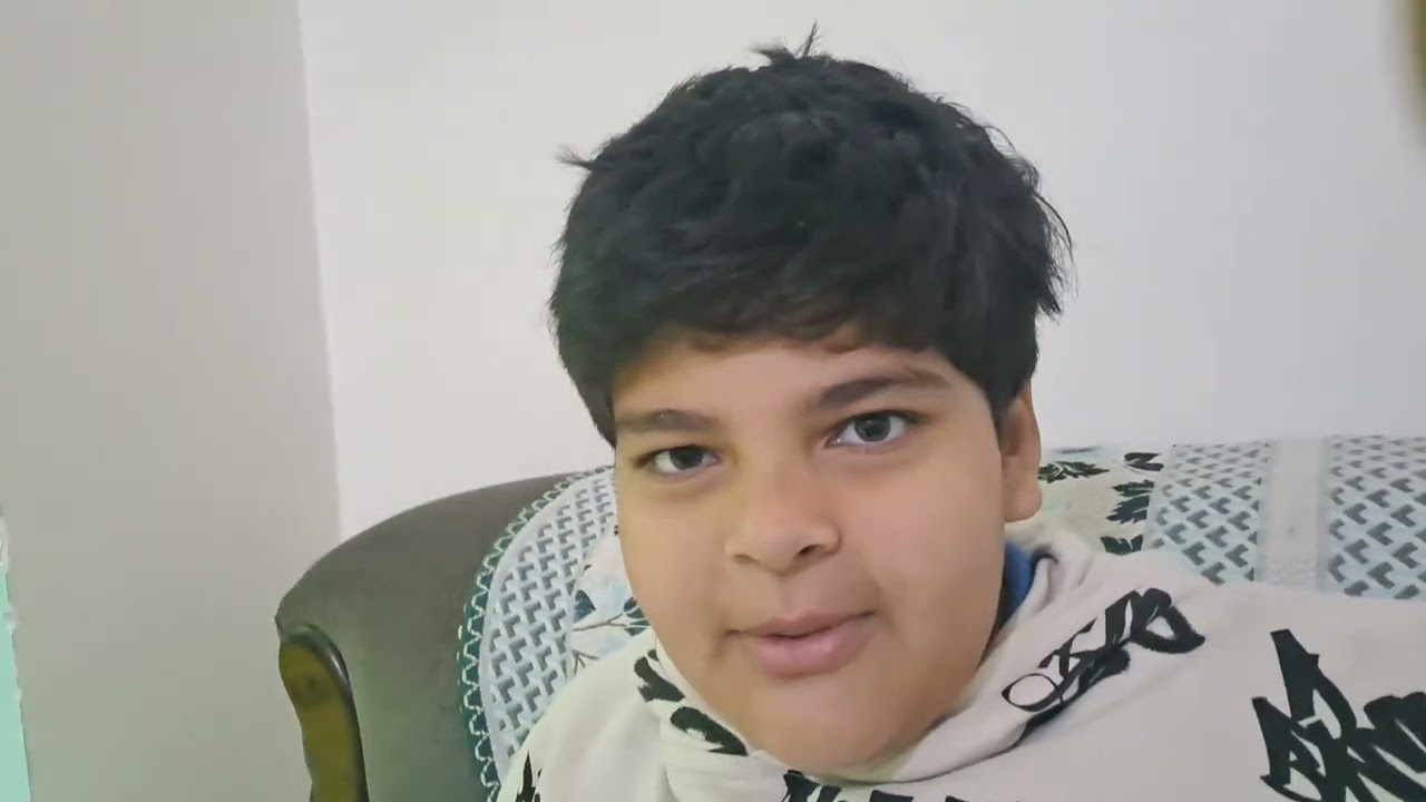 Aaroo apne ghar chali gayi