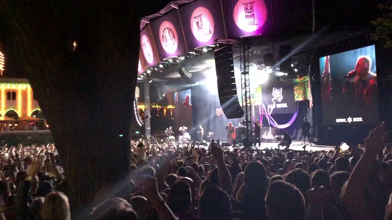 Ude af Kontrol i Tivoli   01 Det Halve Ku Være Nok