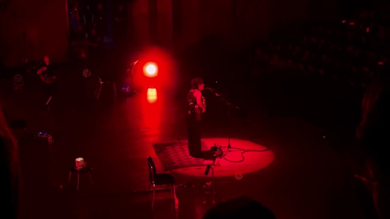 Ed Maverick - HOY SOMOS NUEVOS SERES + el fuego en el cielo - live CDMX - 12/06/2025
