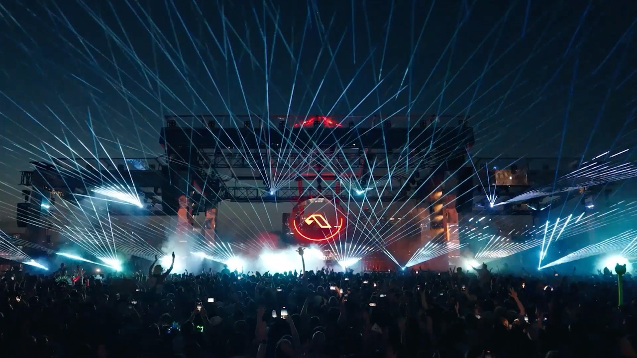 Marsh & Ferry Corsten - Attraction (Marsh's Mix) [Live from Anjunadeep Open Air London]