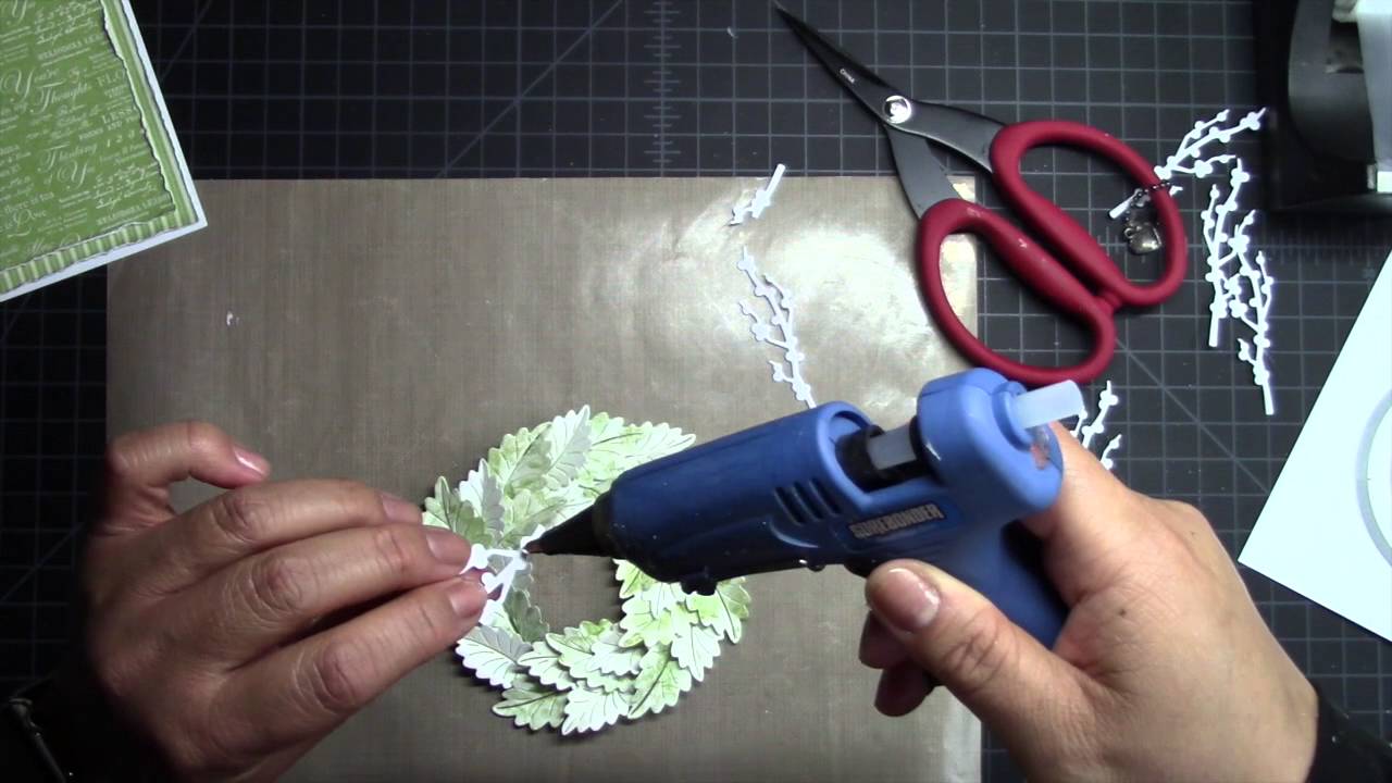 LLLC Tutorial Thursday: Spring Wreath Tutorial