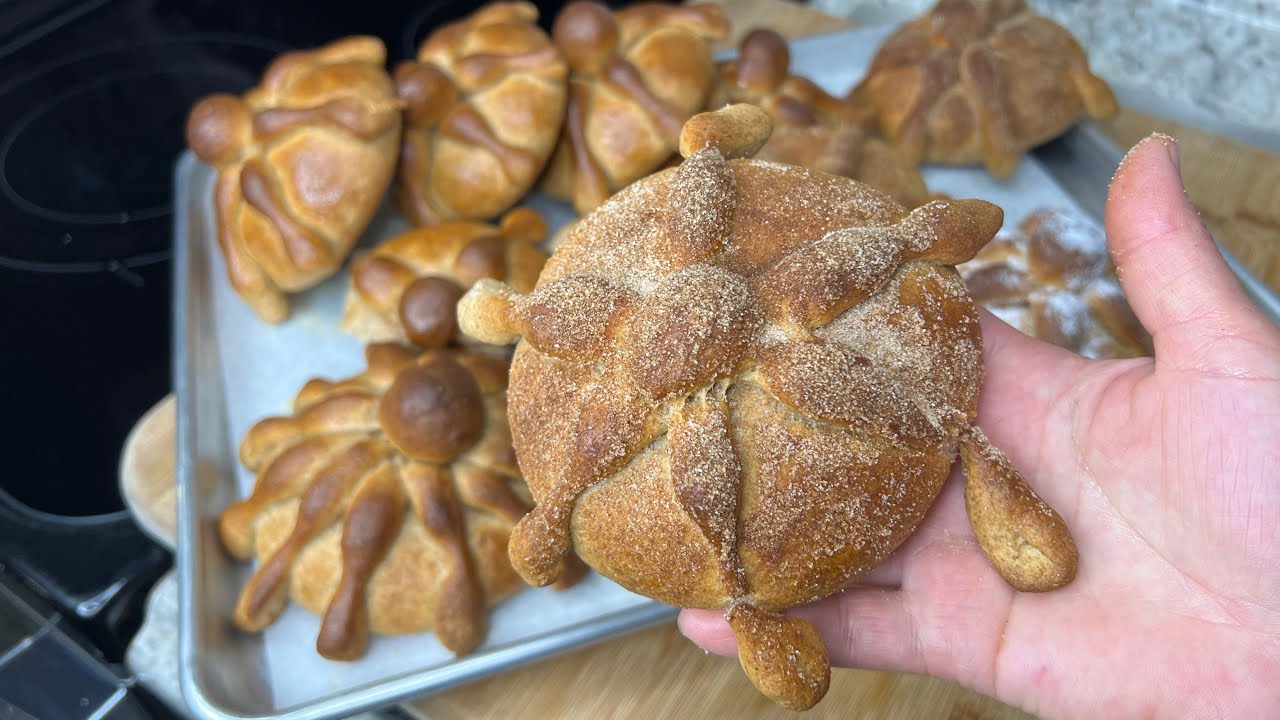 PAN DE MUERTO DE HARINA INTEGRAL