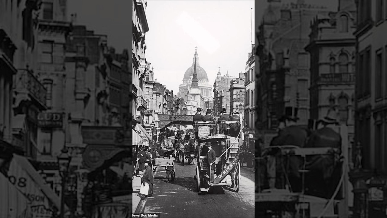Rare photos of London in the early 1900s #london #uk #britain #1900s #history #oldphotos #oldcars