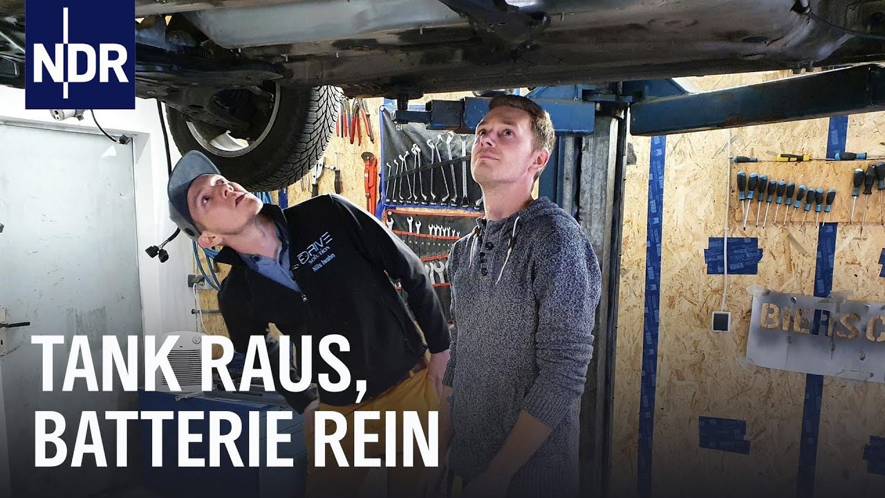 Vom Verbrenner zum E-Auto: Tank raus, Batterie rein | Die Nordreportage | NDR Doku