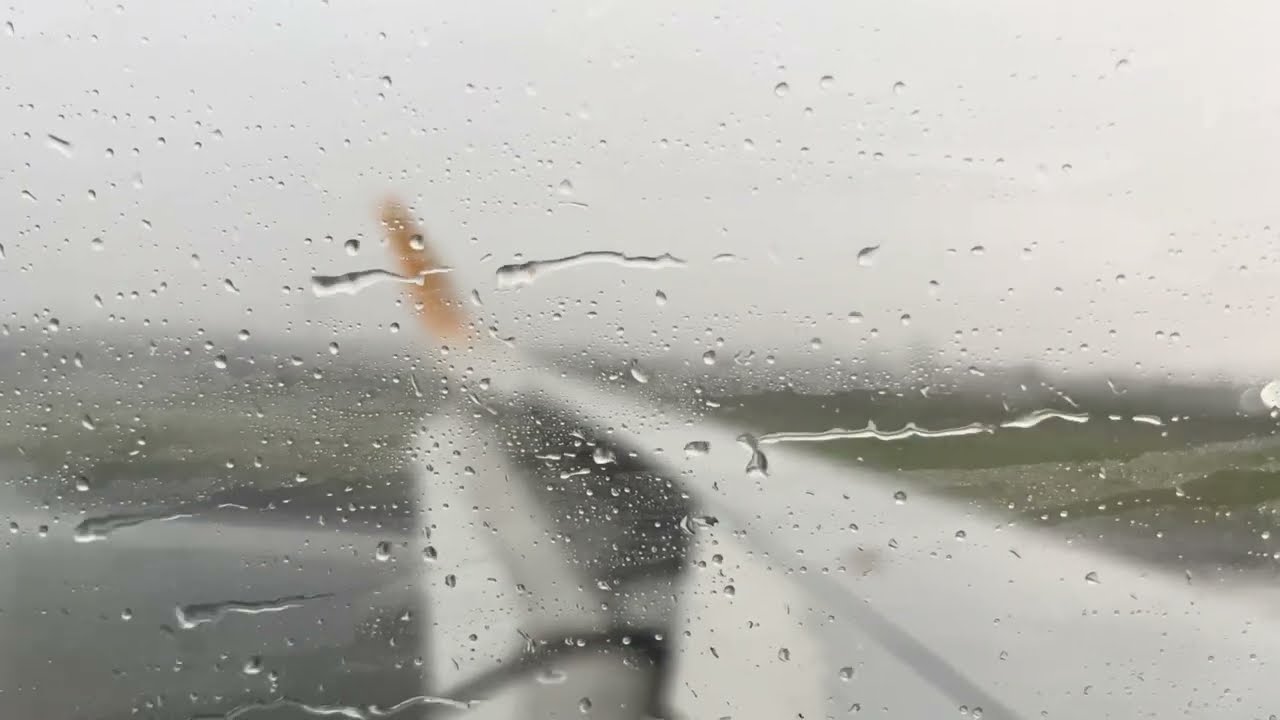 Cebu Pacific 5J 858 Rainy Takeoff 🛫 & Landing 🛬 | Zamboanga - Manila Airplane Ride