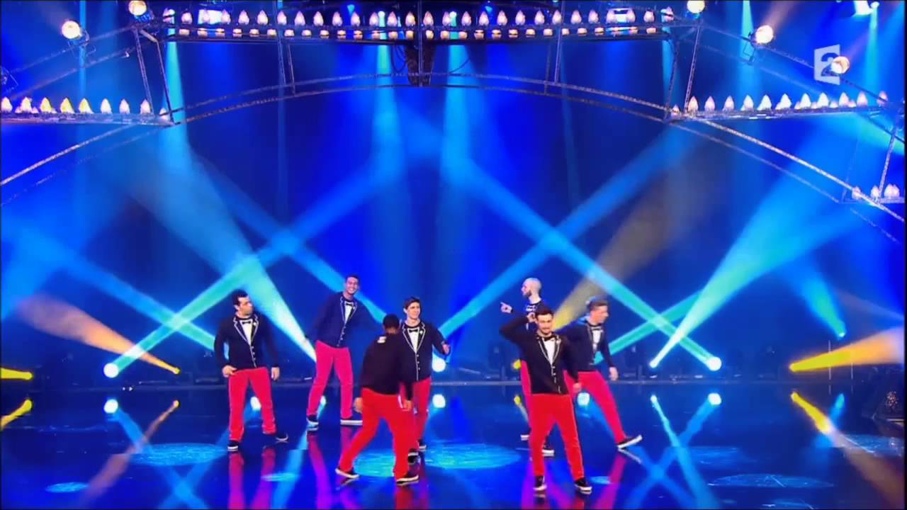VERY BAD TEAM DANS LE PLUS GRAND CABARET DU MONDE