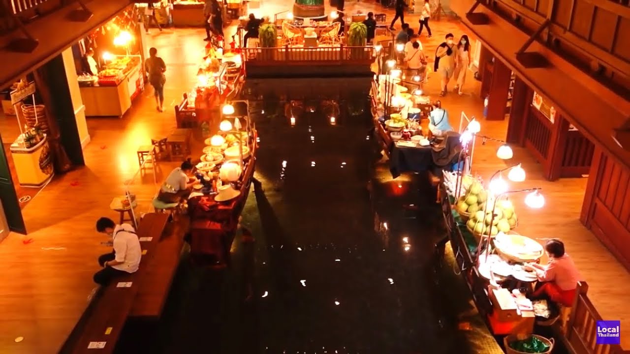 ICONSIAM Floating Market. Thai Street Food. Bangkok Thailand. Indoor food dessert vendor stalls.
