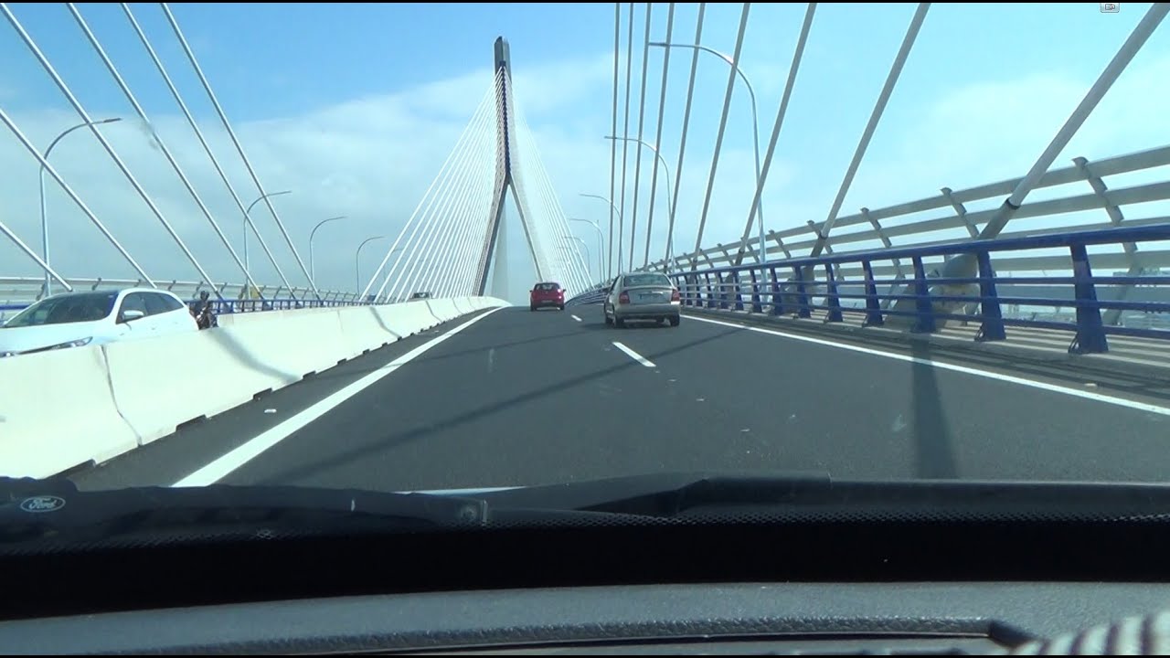 Estrenando el puente nuevo de Cádiz - Puente de la Constitución de 1812