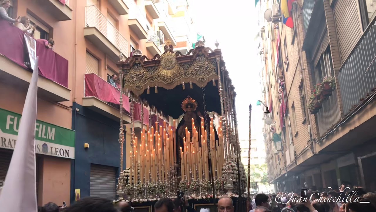 Salida Mª Stma. del Dulce Nombre 2019