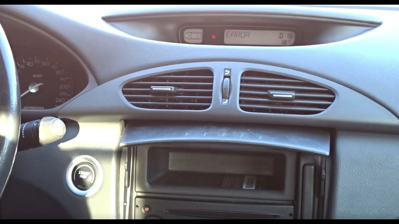 Odkodowanie radioodtwarzacza, programowanie szyby, ustawienie godziny - Renault Laguna II.