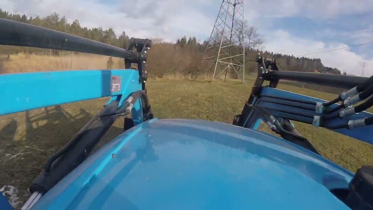 Landini Mistral 50 & Lochmann RM40  Wood loading & transport