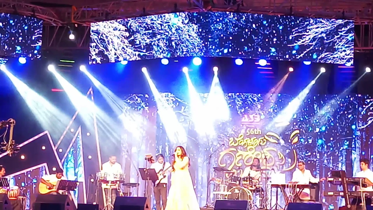 Ondu malebillu by @shreyaghoshal Live in 56th BGU