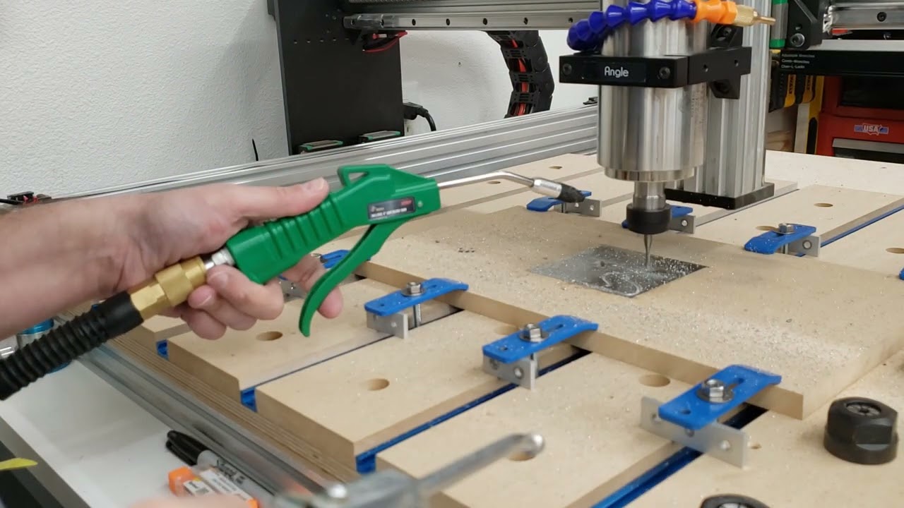Ultimate Bee Machining 6061 Aluminum on CNC. Real Time!