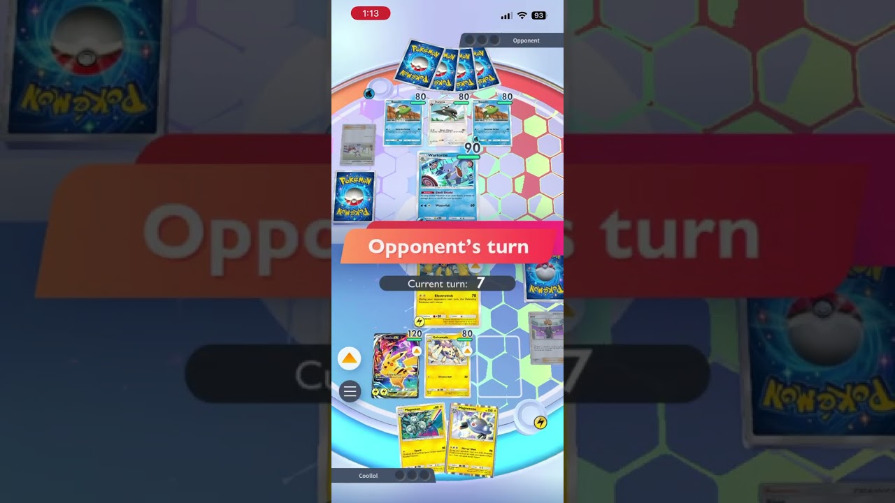 Doing some battles In Pokémon TCGP 