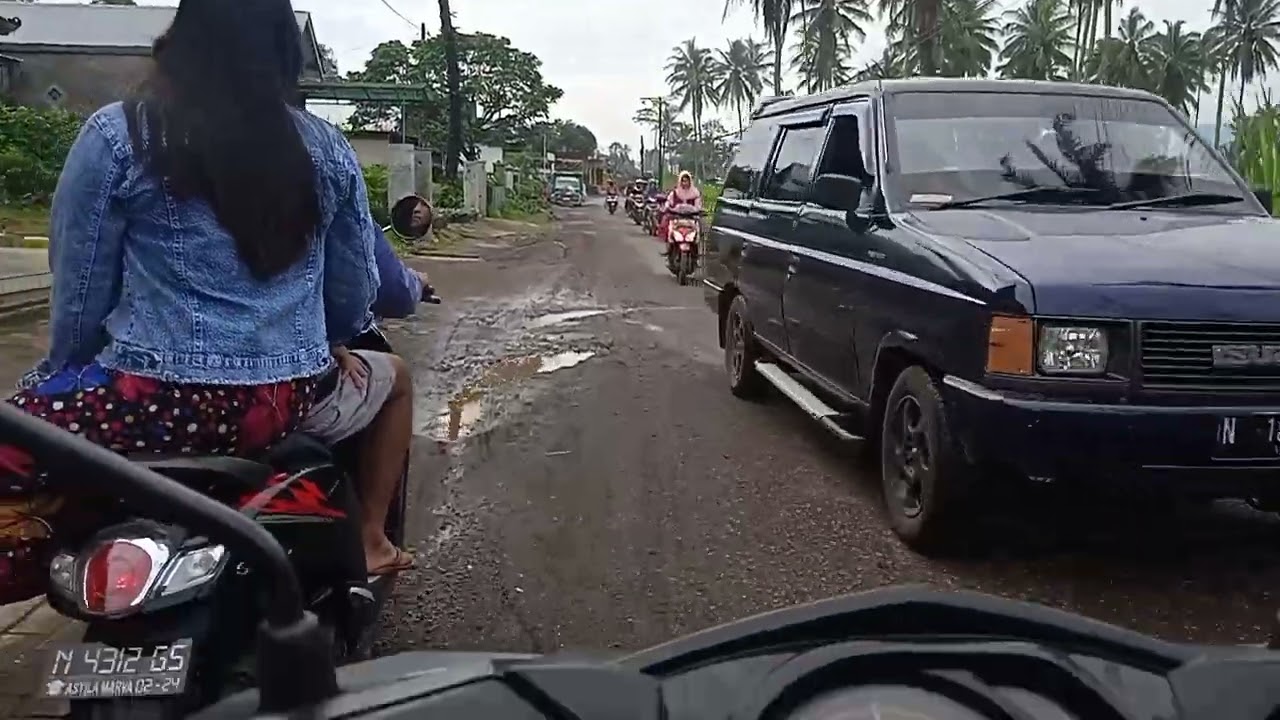 MENYUSURI JALAN KOTA DAMPIT-DESA BATURETNO. // menuju desa baturetno bersama bocil.. @karim5587
