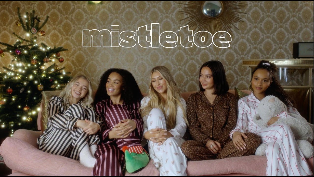XO - Mistletoe (Justin Bieber cover) [Visualiser]