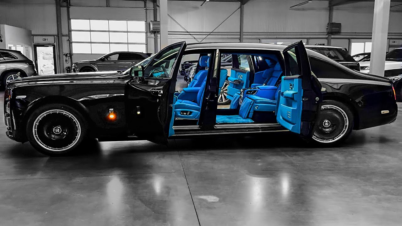 Rolls Royce Phantom 2025 года — необычайно большой седан!