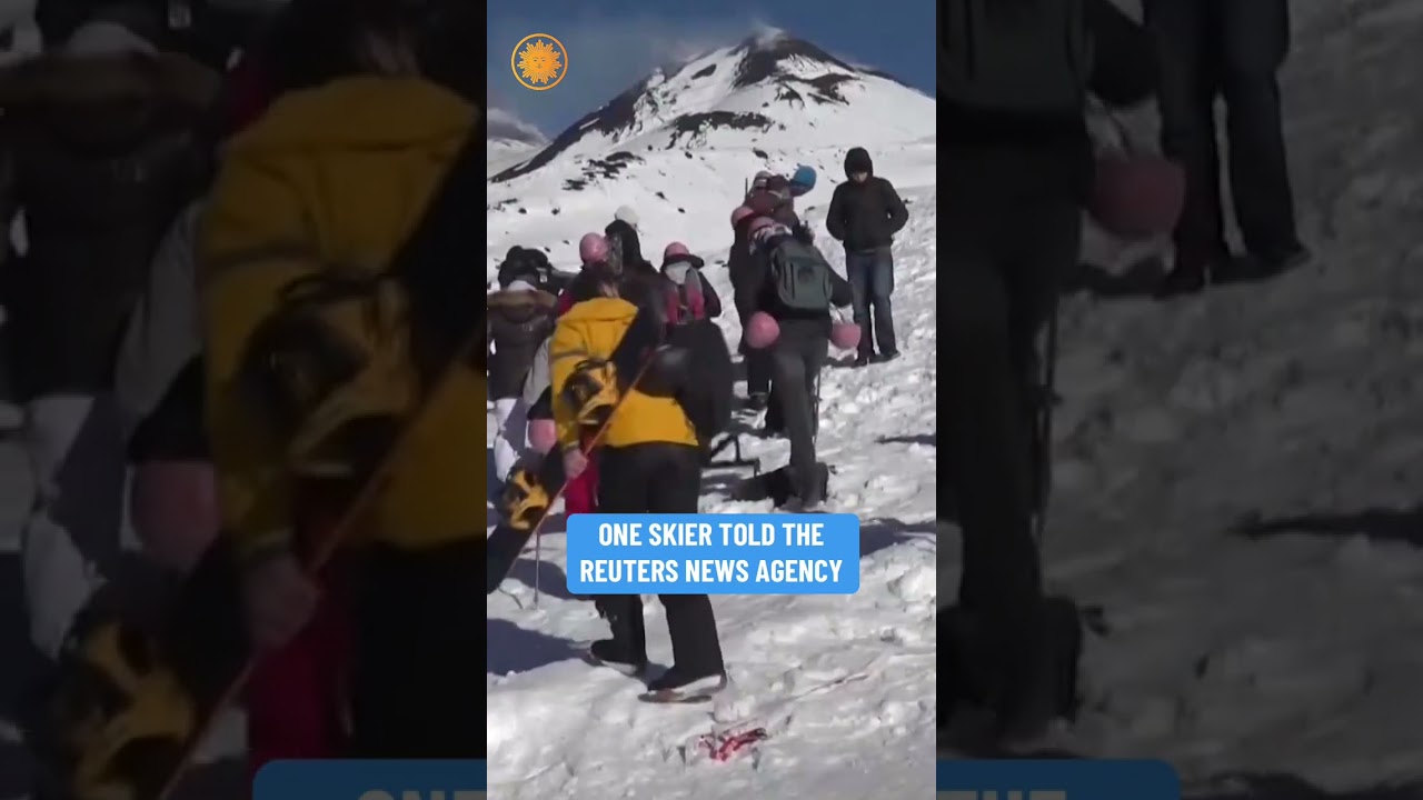 Skiers in Sicily surprised by Mount Etna eruption #shorts