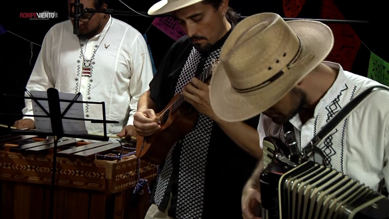 Preludio Húngaro y Danza Minuette - Moros y Cristianos en Cero Decibeles