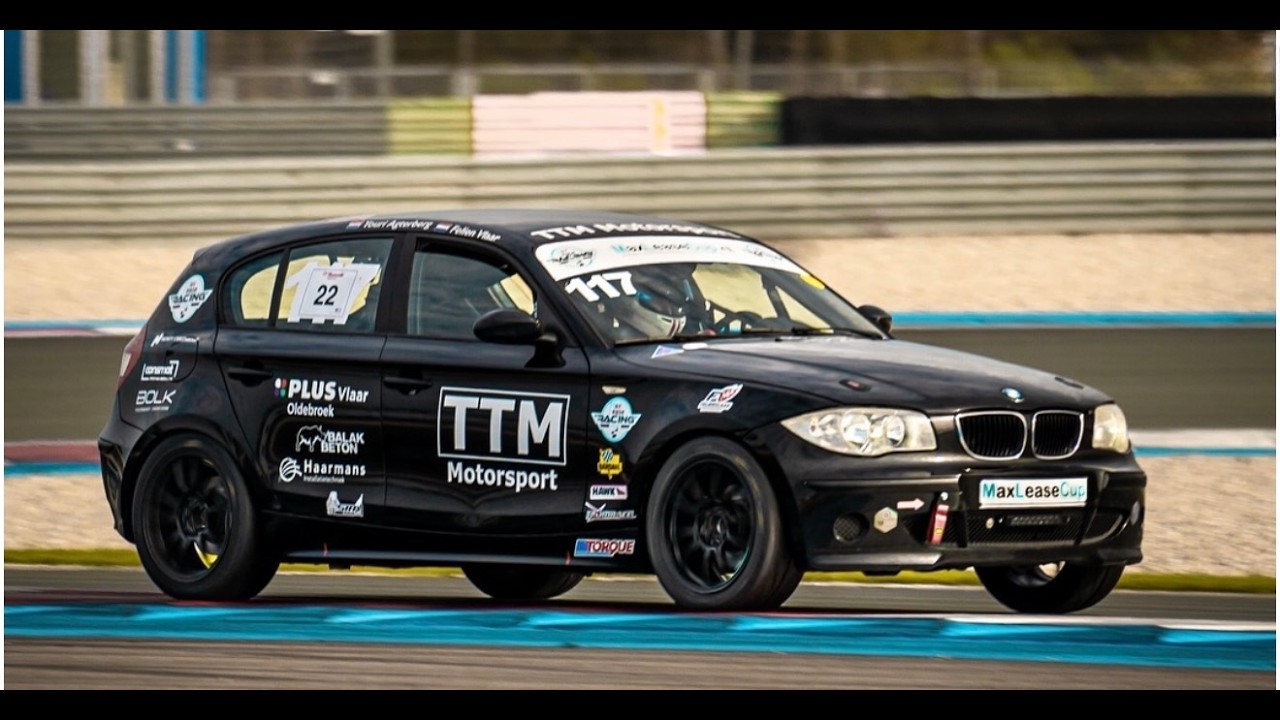 Training In to the dark BMW 120I