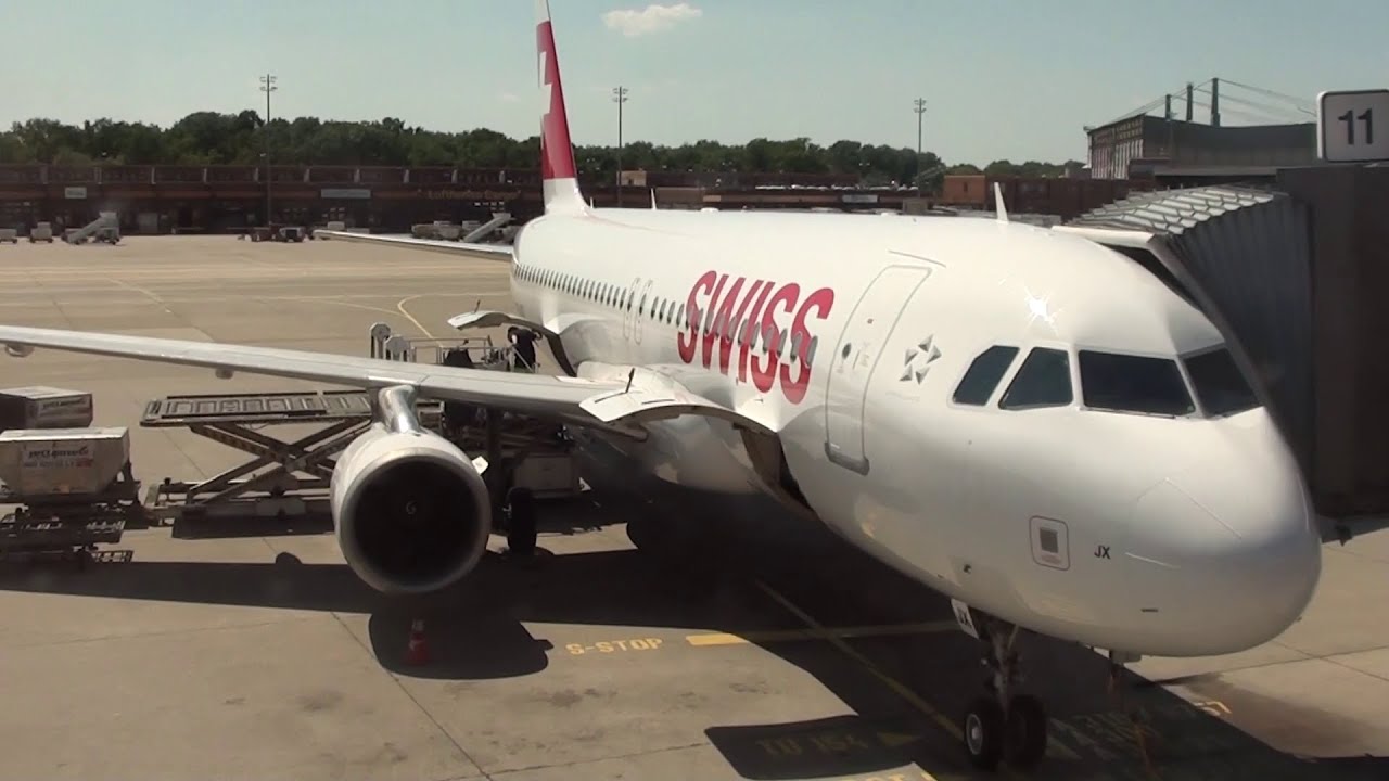 Swiss International Airlines flight LX977 from Zurich to Berlin Tegel
