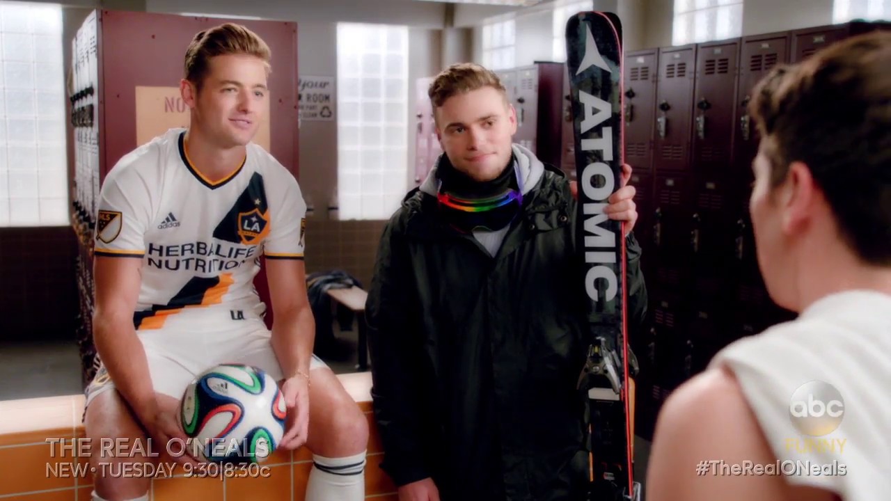 Gus Kenworthy and Robbie Rogers appear on 'The Real O'Neals'