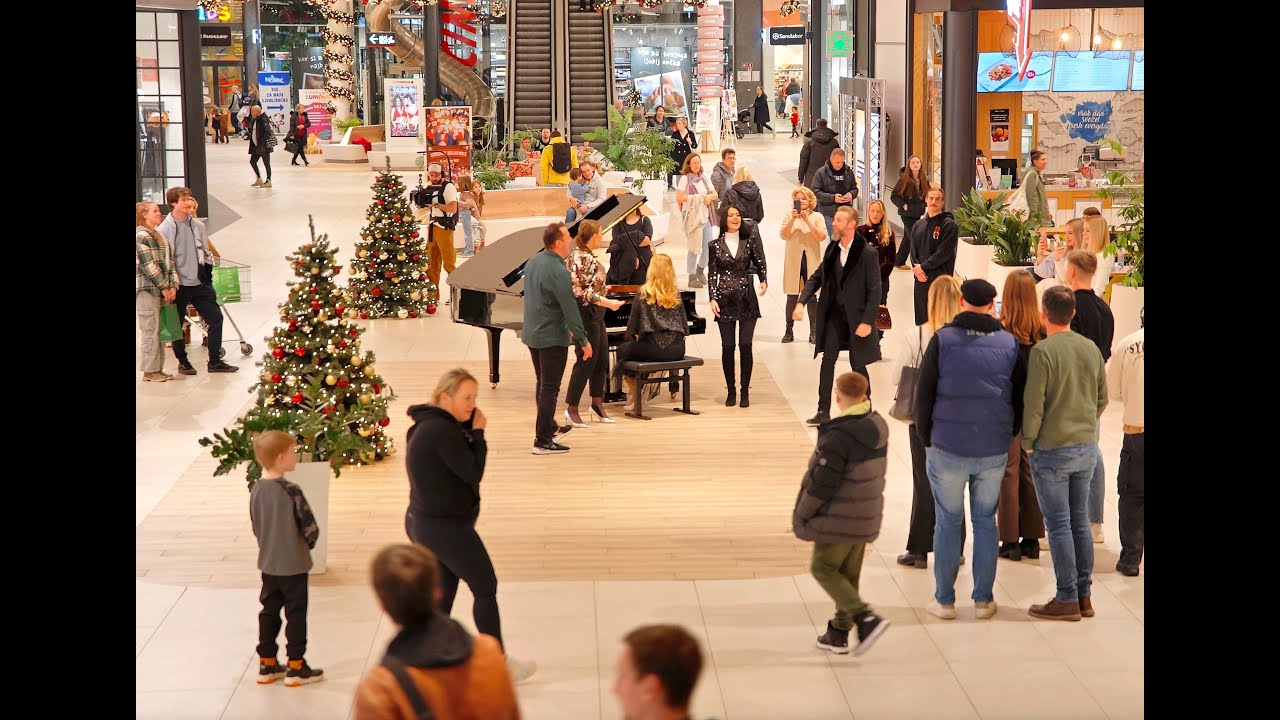 Praznični flash mob in dobrodelnost Perutnine Ptuj 🎄❤️