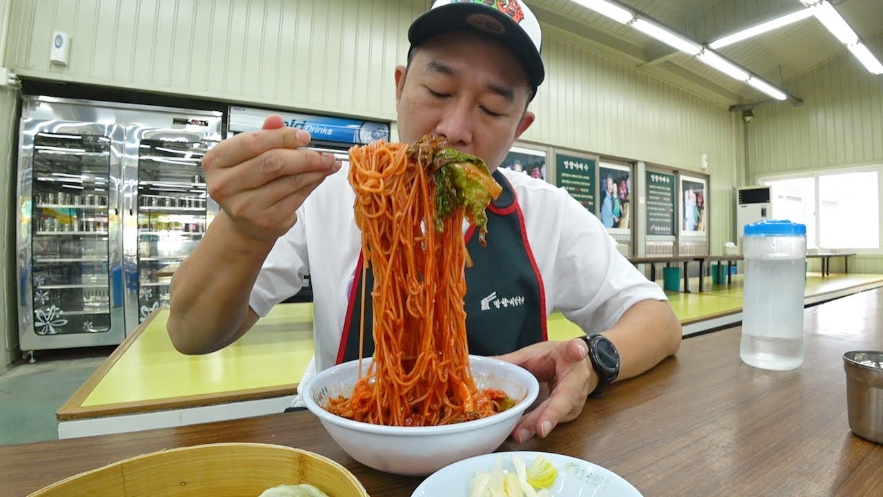 이게 망향비빔국수구나 ! 망향비빔국수 본점에서 비빔국수 먹었어요Mukbang eatingshow 먹방