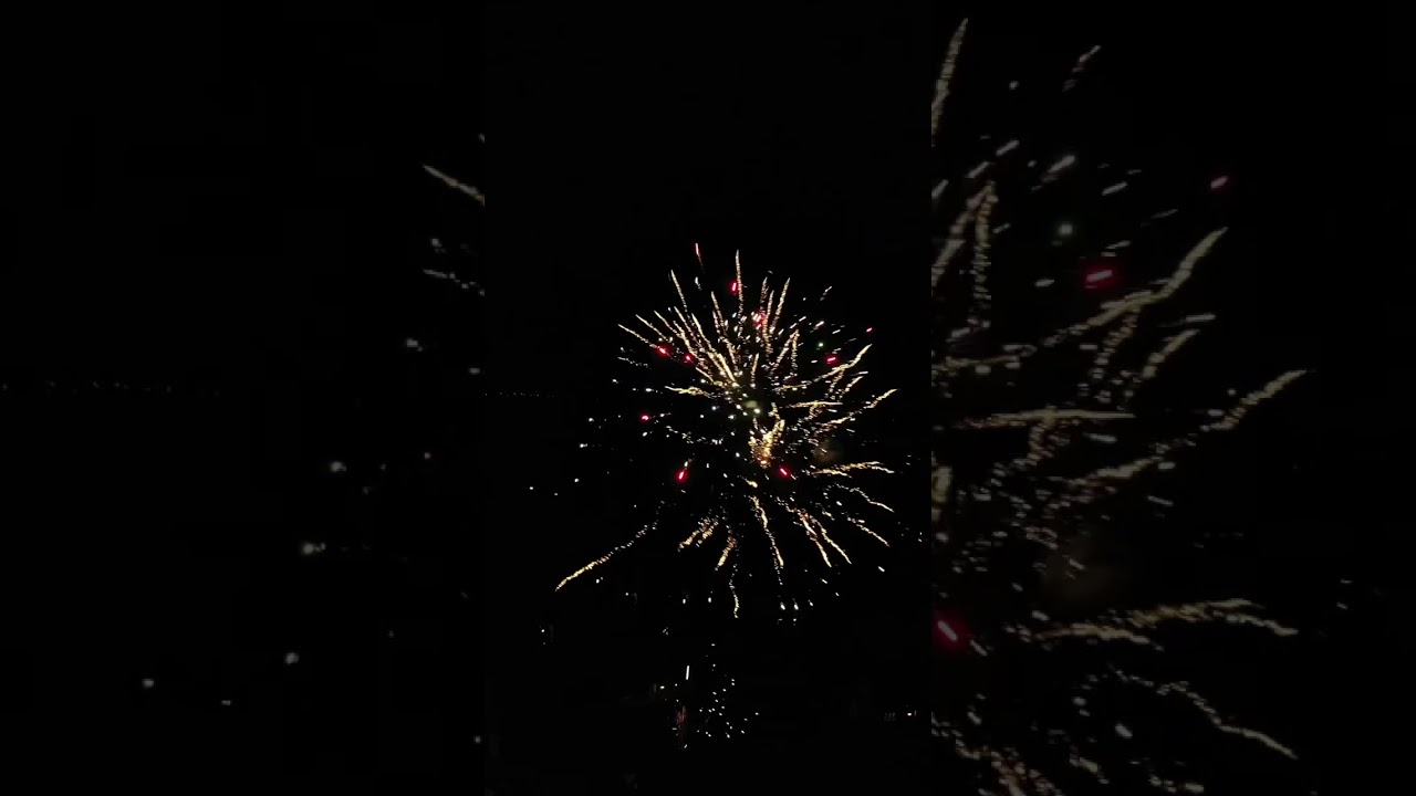 Silvester - Jahreswechsel in Ouddorp | Fireworks filmed with a drone