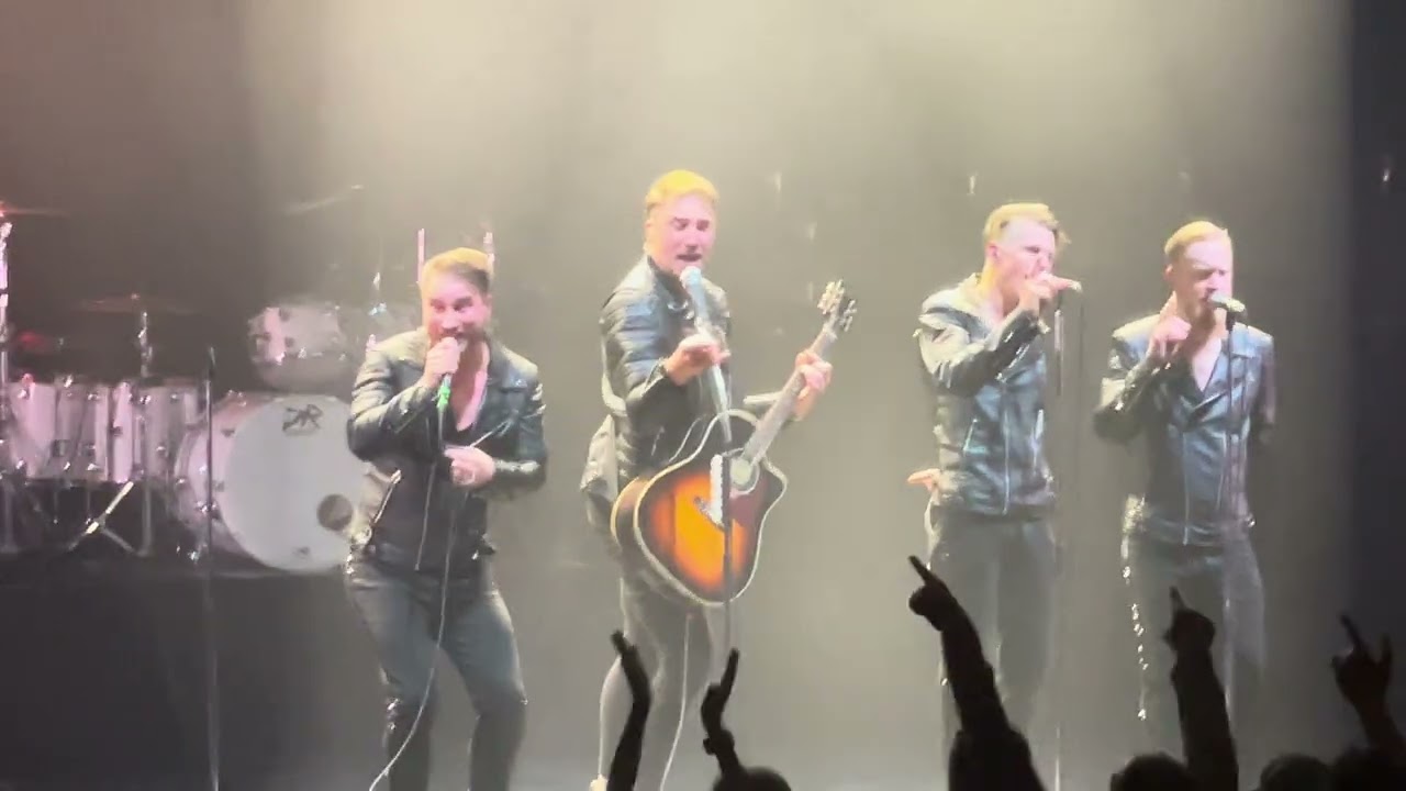 Royal Republic - La Coopé de Mai Clermont 6 mars 2026 - Boomerang & Stayin' alive & Venus