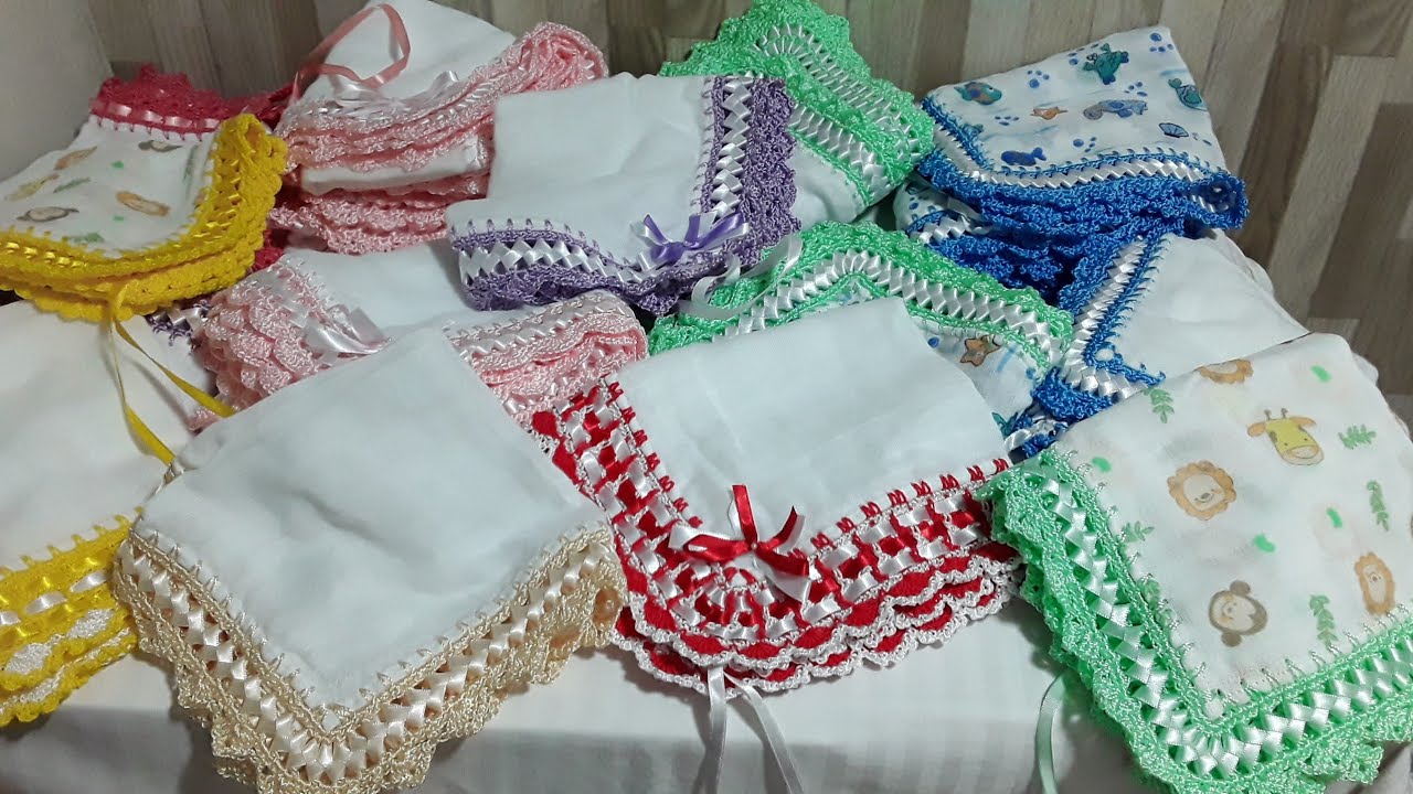Fraldas com bico de crochê e fita de cetim. Mais de 30 fraldas Mega encomenda para São Paulo. ✈️