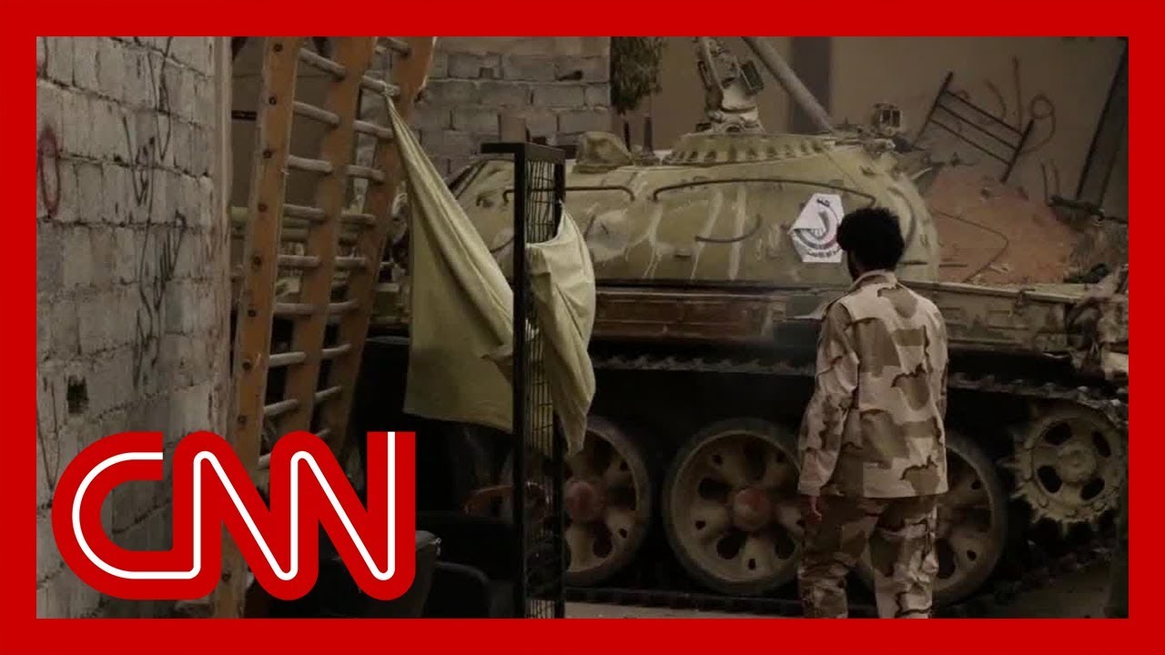 Battle for Tripoli pits government against a warlord