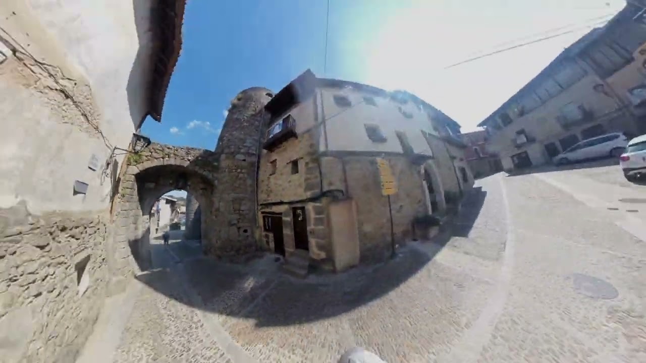 Bejar, Candelario, La Covatilla, M. de Castañar, La Alberca, Peña de Francia, y Mogarraz.