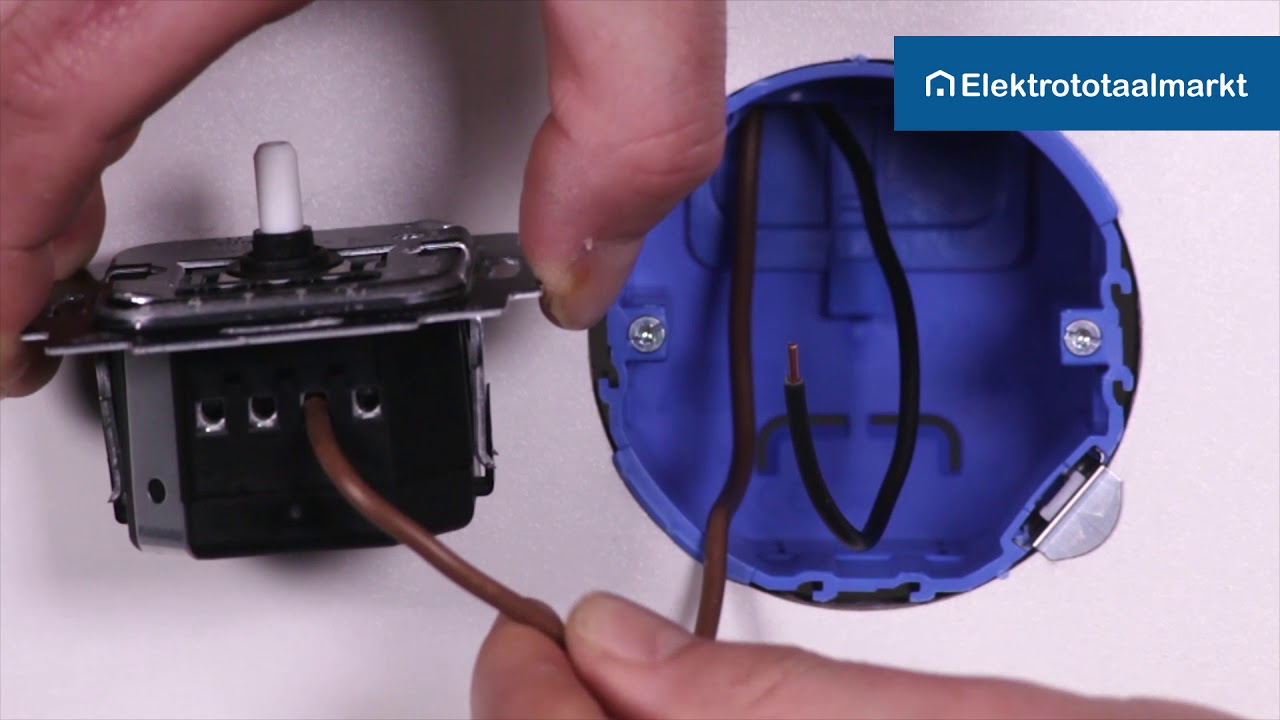 Busch-Jaeger dimmer 6523 U-102 in basisschakeling aansluiten - Elektrototaalmarkt.nl