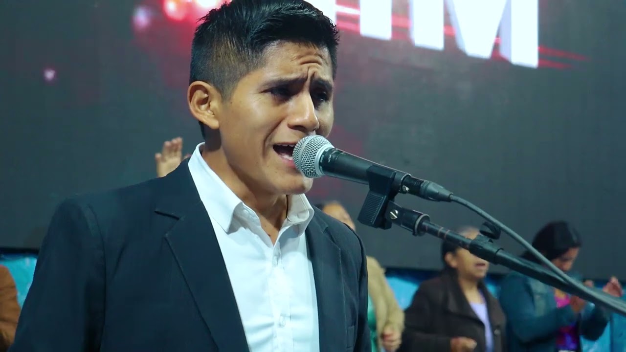 talento divino en los 13 aniversario  ministerio  elim
