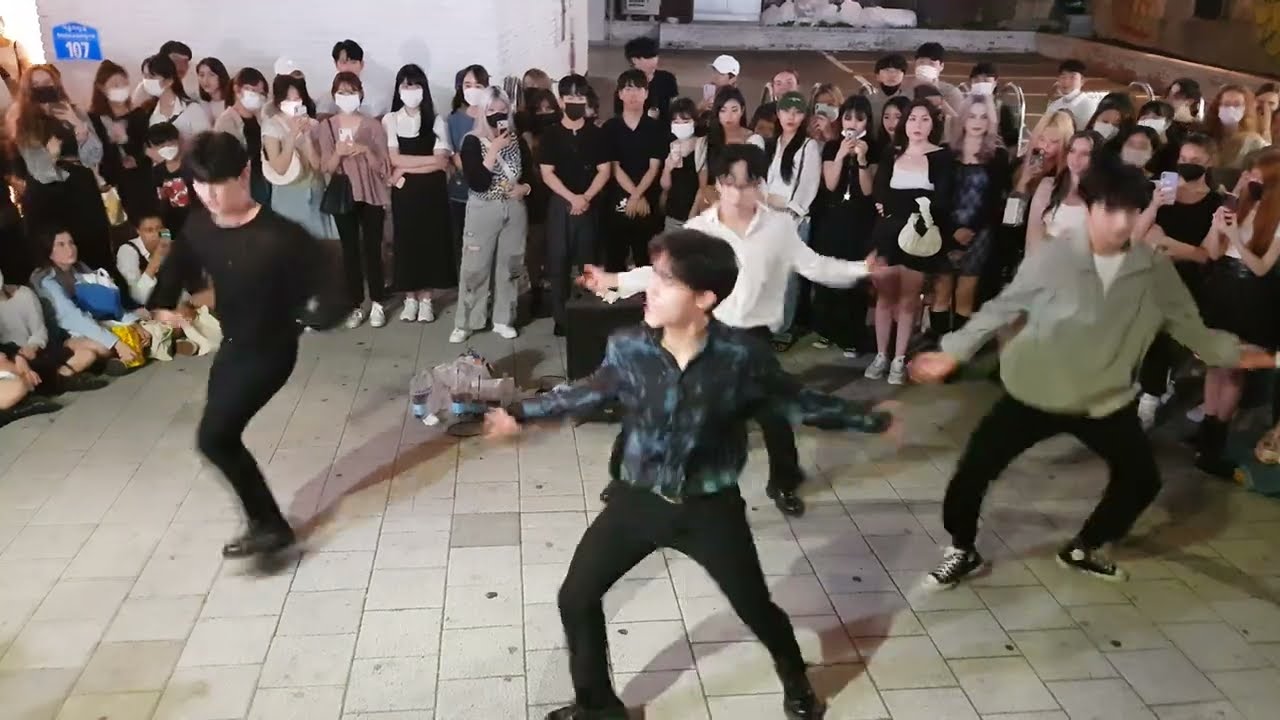 20220622 hongdae busking 홍대 댄스팀 (전 DOB멤버) 아큐아(AQA) 버스킹 13 - Ready to love _ SEVENTEEN