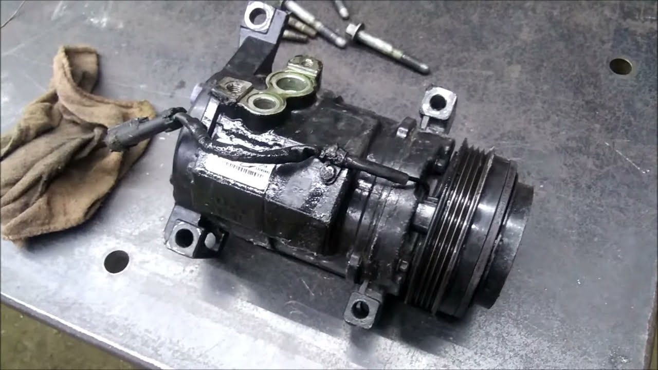 Самый простой способ снять компрессор кондиционера на Chevrolet GMC 2000-2006 годов выпуска