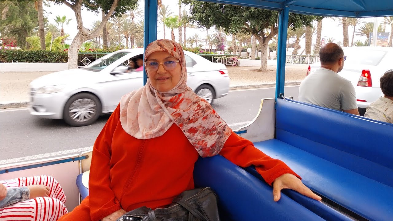 جولة في القطار الصغير مع الكبيدات  😘 ناس أكادير لغادي يعرفوه 🤔