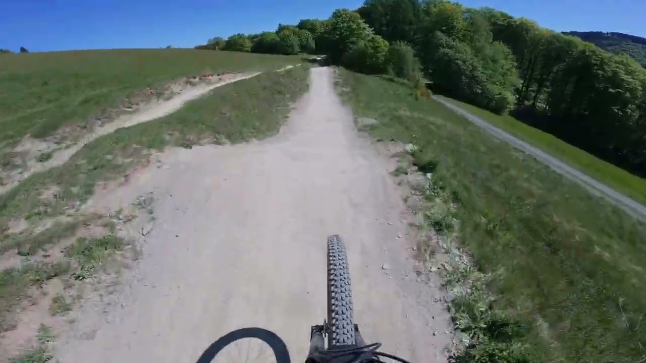 Green Hill Bikepark - Jonas & Pablo into Bike Republic Sölden Line