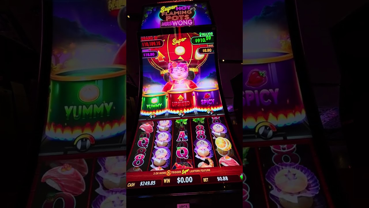SM bet big cash out! #slots #slot #casino #lasvegas #casinolife #tips #tipsandtricks #win #bonus