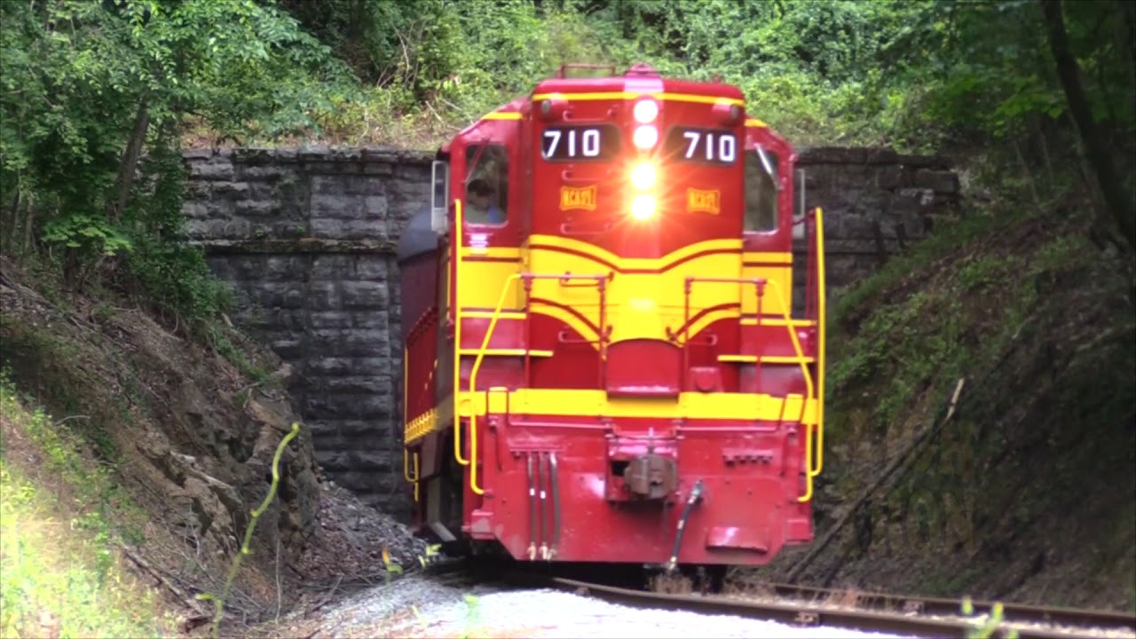 Cab Riding: NC&StL 710