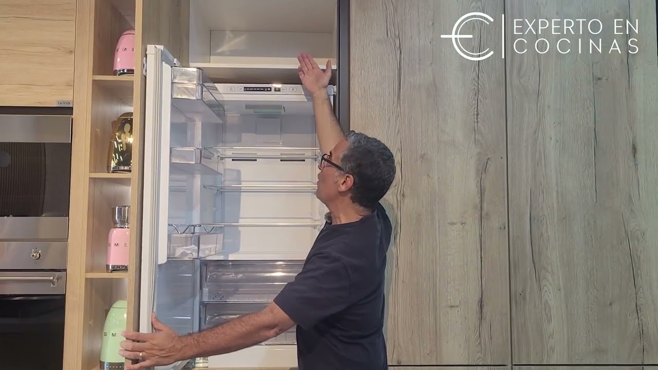 ¿UN REFRI QUE NO SE NOTE QUE ES REFRI?? EL PANELABLE DE SMEG ES UNA EXCELENTE OPCIÓN!!👌