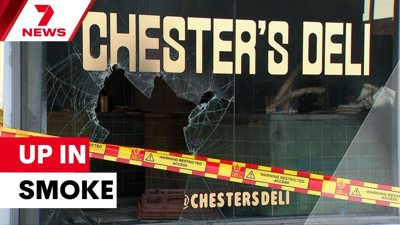 В Честер-Хилле, Сидней, сгорел гастрономический магазин Chester&rsquo;s Deli | 7NEWS
