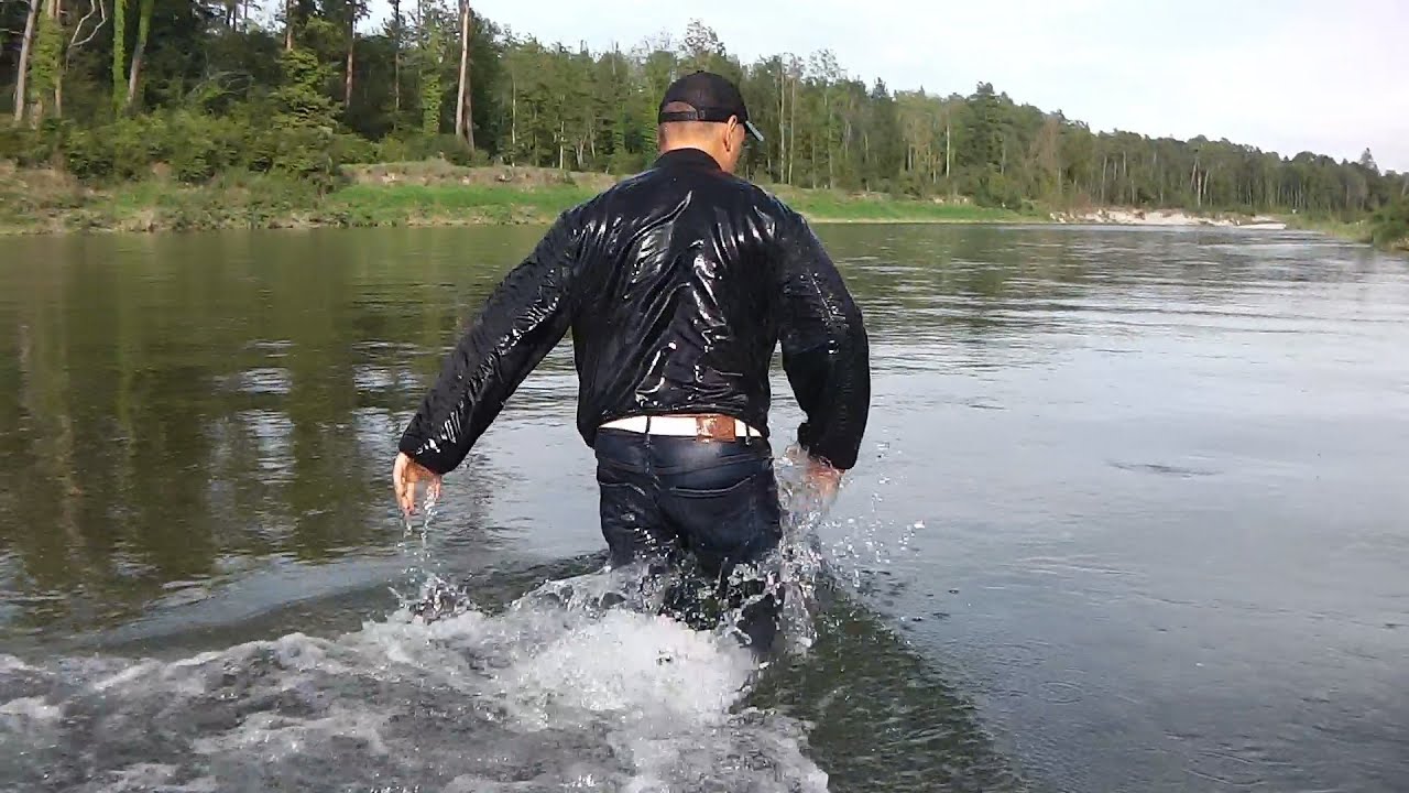 Into river with Jeans and Bomberjacket