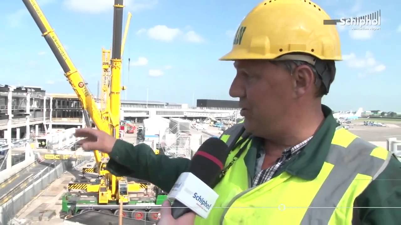 Saan plaatst spant van 65 ton staal op Schiphol